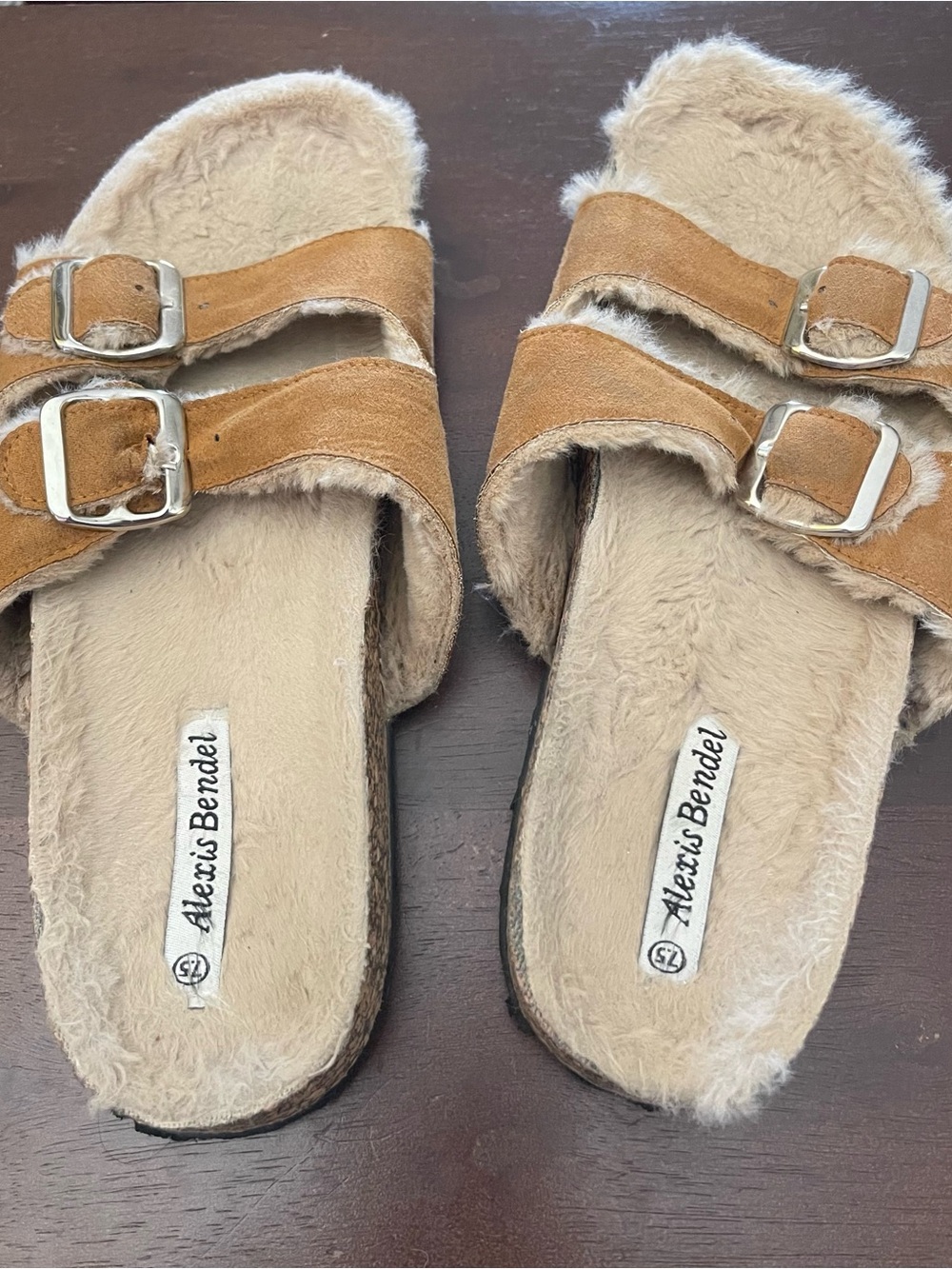 Women’s Faux-Fur Lined Tan Slide Sandals -Size 7.5
